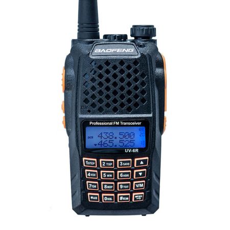 Радиостанция Baofeng UV-6R с ултрависоки честоти