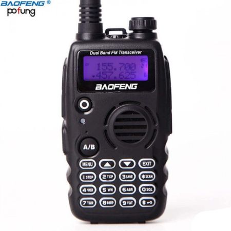 Професионална радиостанция 5W BAOFENG A-52 128